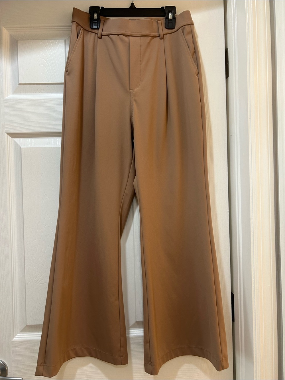 HALARA Women's Wide-Leg Pants in Camel Tan nwot